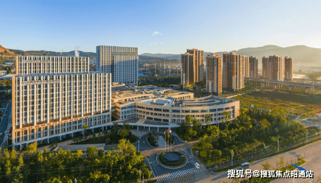 昆明金地峯境(售楼处)首页网站丨2025[金地峯境]欢迎你售楼中心电话地址最新备案价楼盘详情(图5)